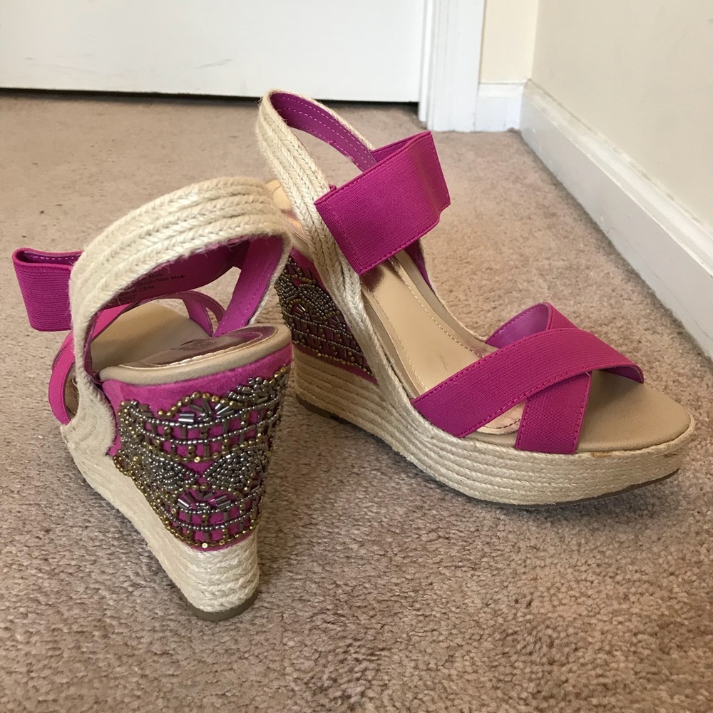 Kenneth Cole Wedges - Picture 2 of 8
